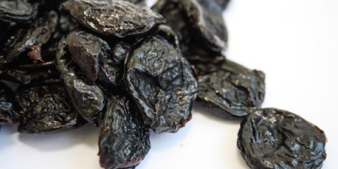 Prednosti i štete od suvih šljiva